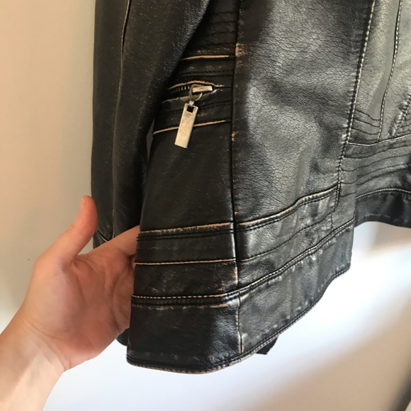 Le Chateau XS Jacket - Picture 11 of 16